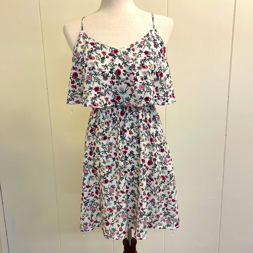H&M Coachella Dress Size 8 White With Floral Print Excellent Condition